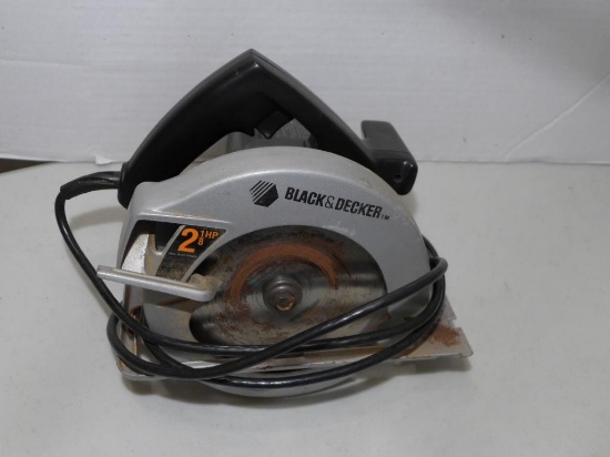 Black & Decker 2 1/8 HP Circular Saw