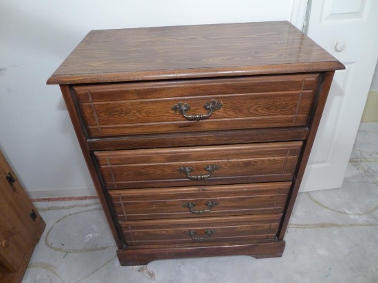 4-Drawer Chest of Drawers 32 1/2" W x 18" D, 40"