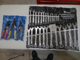 Pittsburgh 25 Piece Combination Open and Box End