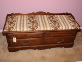 Lane Cedar Chest w/Cushioned Top