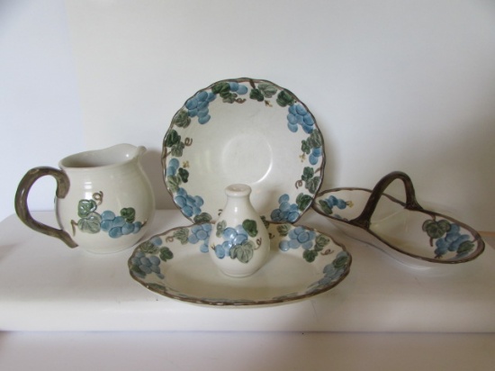 Metlox Poppytrail "Sculptured Grape" China: