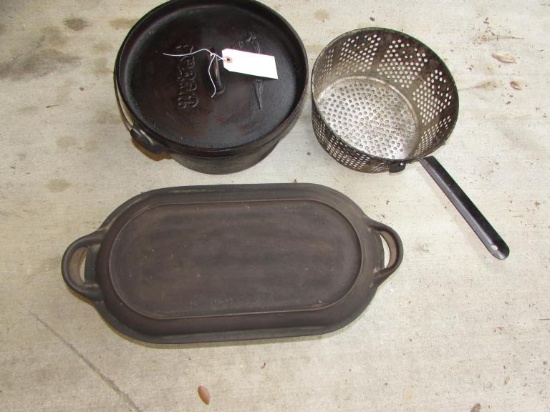 Oval Cast Iron Dutch Oven w/ Cover, Round Cast
