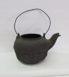 Cast Iron Kettle with Bale Handle