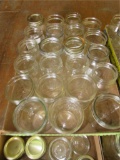 (22) Pint Canning Jars