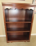 Bookcase 32