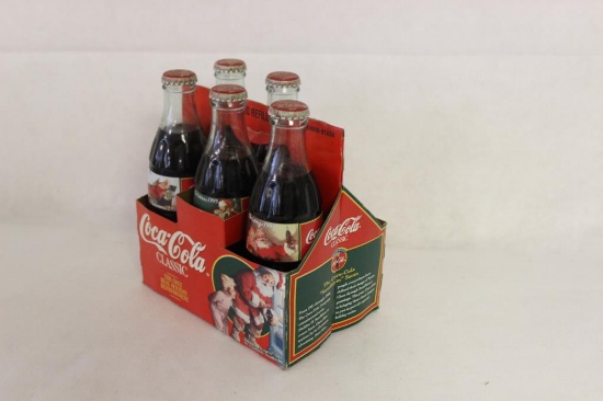 Six Pack Carrier w/5 Santa Coca Cola Bottles 1995