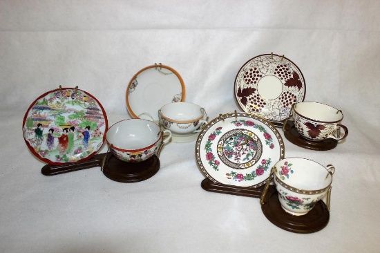 (4) Cups/Saucers (Stands not included):