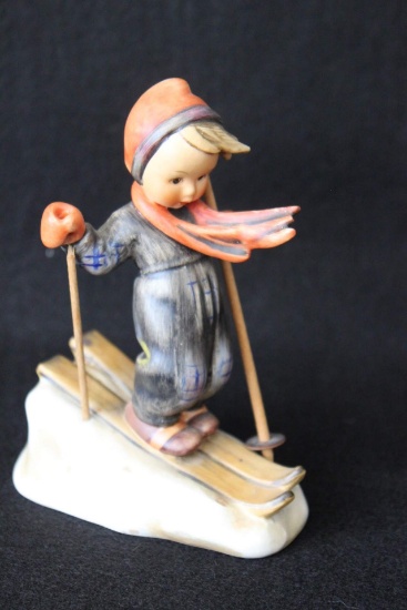 Hummel "Skier" 5 1/4" Hummel 59