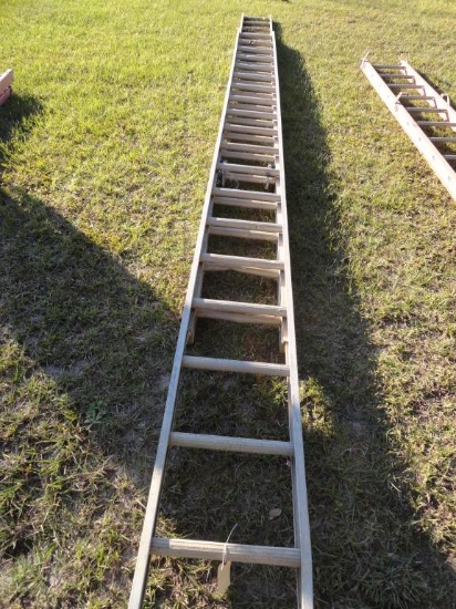 Aluminum Extension Ladder 38'