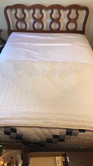 Dixie French Provencial Full-Size Bed