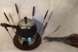 Chocolate Melting Pot/Fondue Pot with (8) Forks,