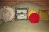 (5) Decorative Pillows