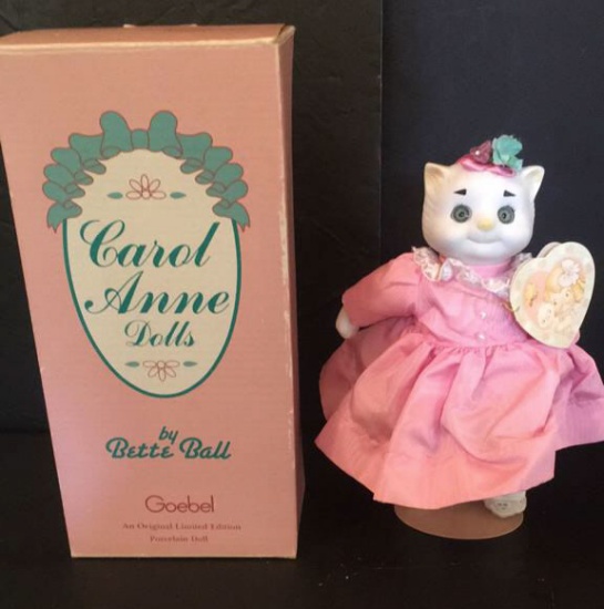 Limited Edition Goebel Carol Anne "Trevor Tingle"