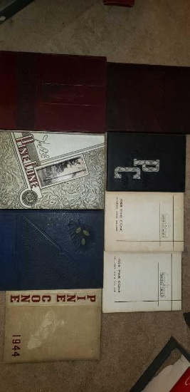 (8) Valdosta State College Yearbooks "Pinecone"