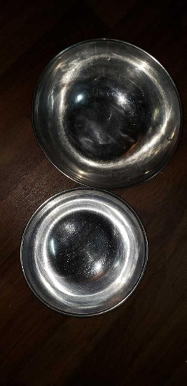 (2) Stainless Steel Mixing Bowls 13" & 16"