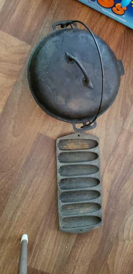 Cast Iron Dutch Oven & Corn Bread Pan