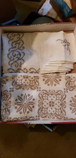 Assorted Linens: Tablecloth 64" x 94"