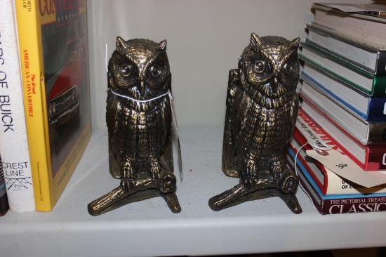 Pair of Owl Bookends 7"Tall