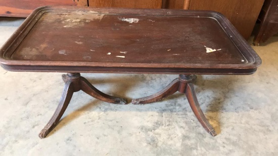 Double Pedestal Sheraton-Style Coffee Table,