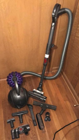 Dyson DC 39 Vacuum Cleaner with Attachments