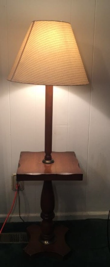 Lamp/Table