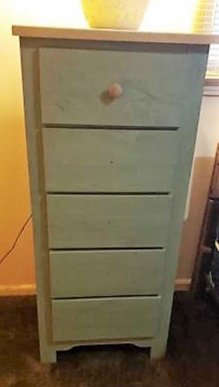 (5) Drawer Chest