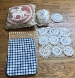 (2) Sets of 4 Place Mats, (7) Hand-Made