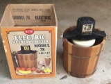 RCW Model 78, 4 Quart Electric Ice Cream Freezer