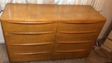 Heywood Wakefield Mid-Century Modern 8-Drawer Mid Century Modern Dresser