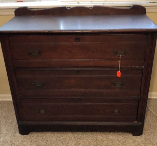 Antique 3-Drawer Chest of Drawers with