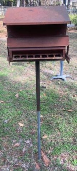 Metal Bird Feeder