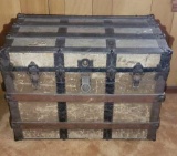 Antique Steamer Trunk--34