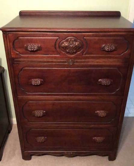 Vintage Mahogany Chest of Drawers with Carved