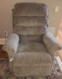 Electric Lift Chair--Excellent Condition