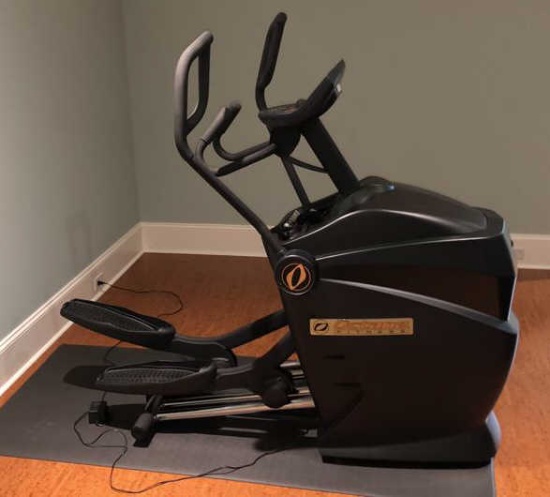Octane Fitness Q35 Elyptical Machine