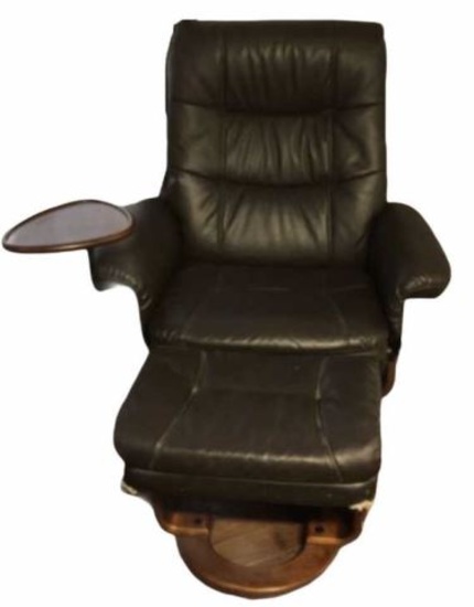 Stressless Recliner and Ottoman