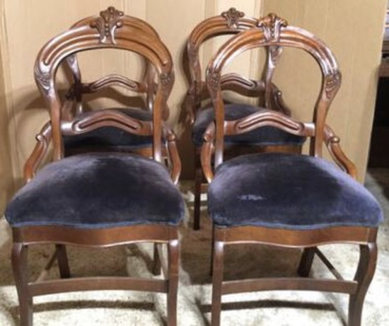 Set of (4) Victorian Dining Chair, Carved and