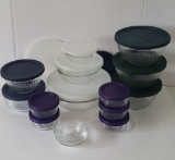 Assorted Pyrex Bowls