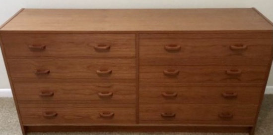 8-Drawer Chest of Drawers - 58 1/2 x 16 1/4,