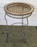 Round Metal 20