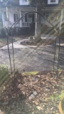 Metal Garden Arch/Vine Trellis, 45 1/2