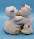 Vintage VanTellingen Hugger Salt/Pepper Shakers