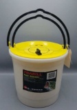 New Frabill 10 Qt. 2 Pc. Live Bait Bucket