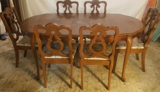 Oval French Provincial Style Dining Table & (6)