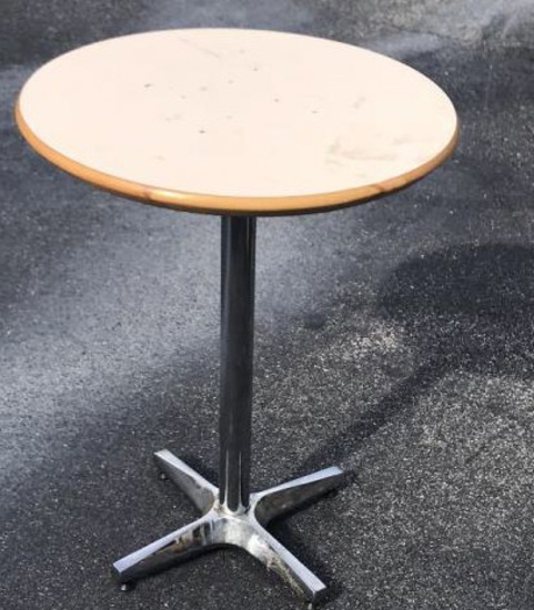 Small Pedestal Table.  24 diameter x 31h