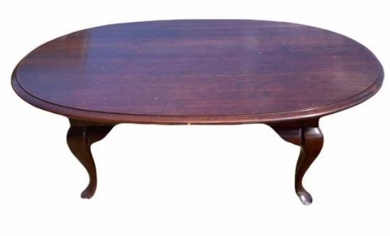 Queen Anne Oval Coffee Table