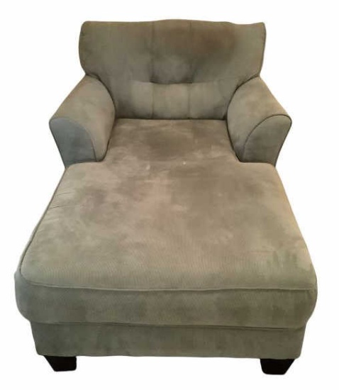 Upholstered Chaise Lounge