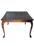 Claw Foot Table with Protective Glass Top 42”