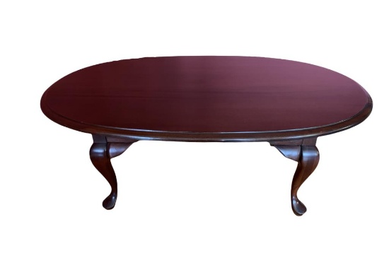 Queen Anne Cherry Finish Oval Coffee Table