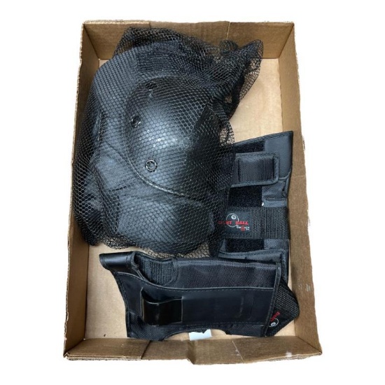 Eight Ball Skateboard Protective Gear for Hands,